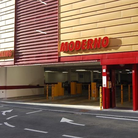 Appartamento Vicino Al Porto, Con Parcheggio Livorno Buitenkant foto