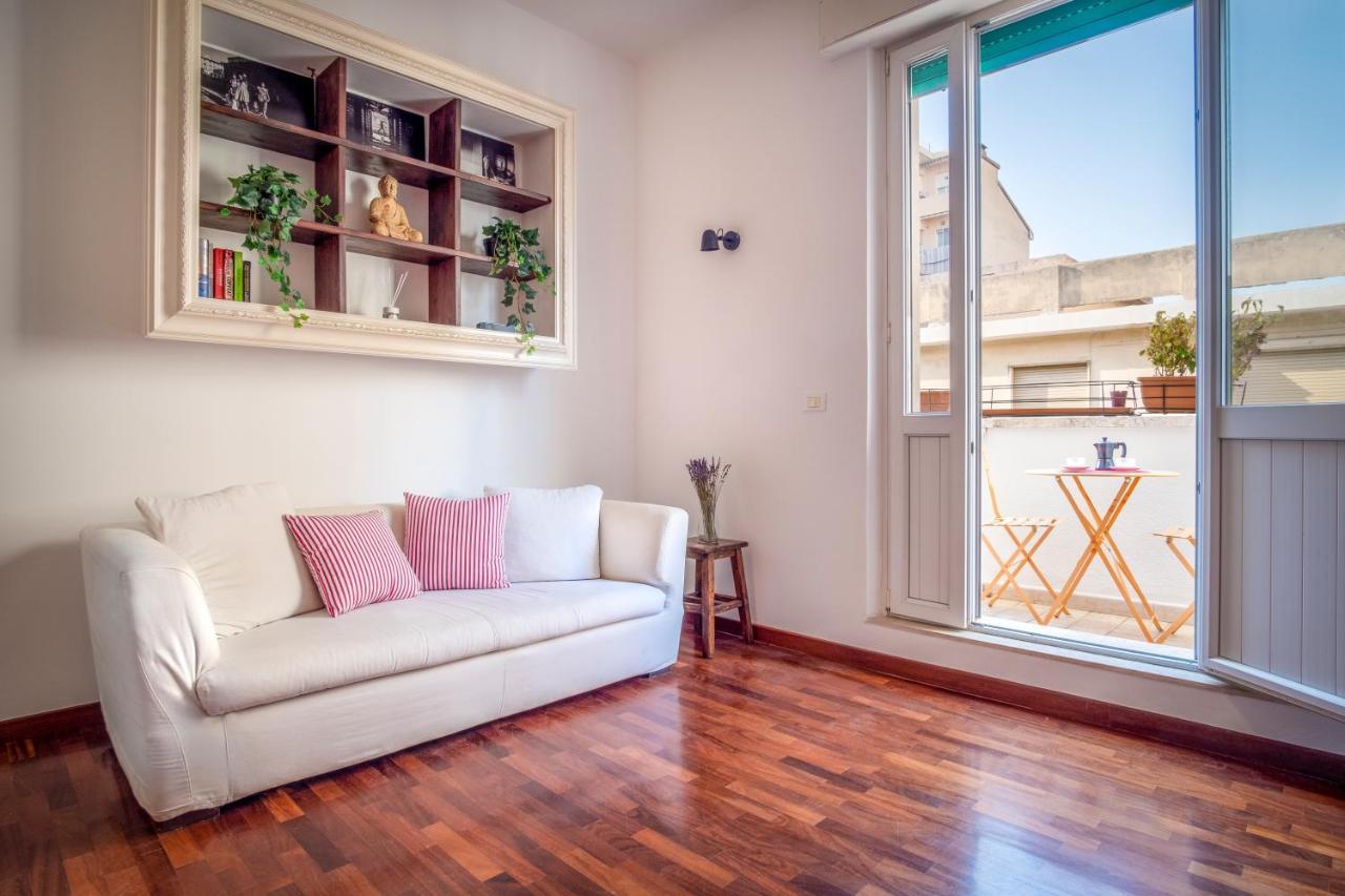 Appartamento Vicino Al Porto, Con Parcheggio Livorno Buitenkant foto